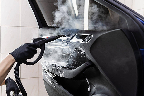 Professional steam cleaning equipment