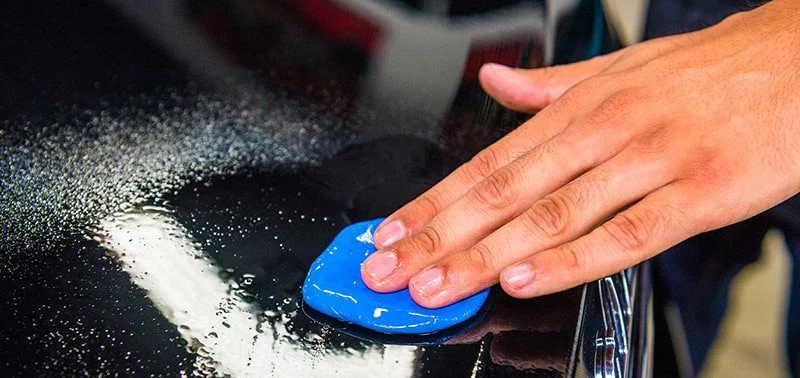 Tire cleaning and shine