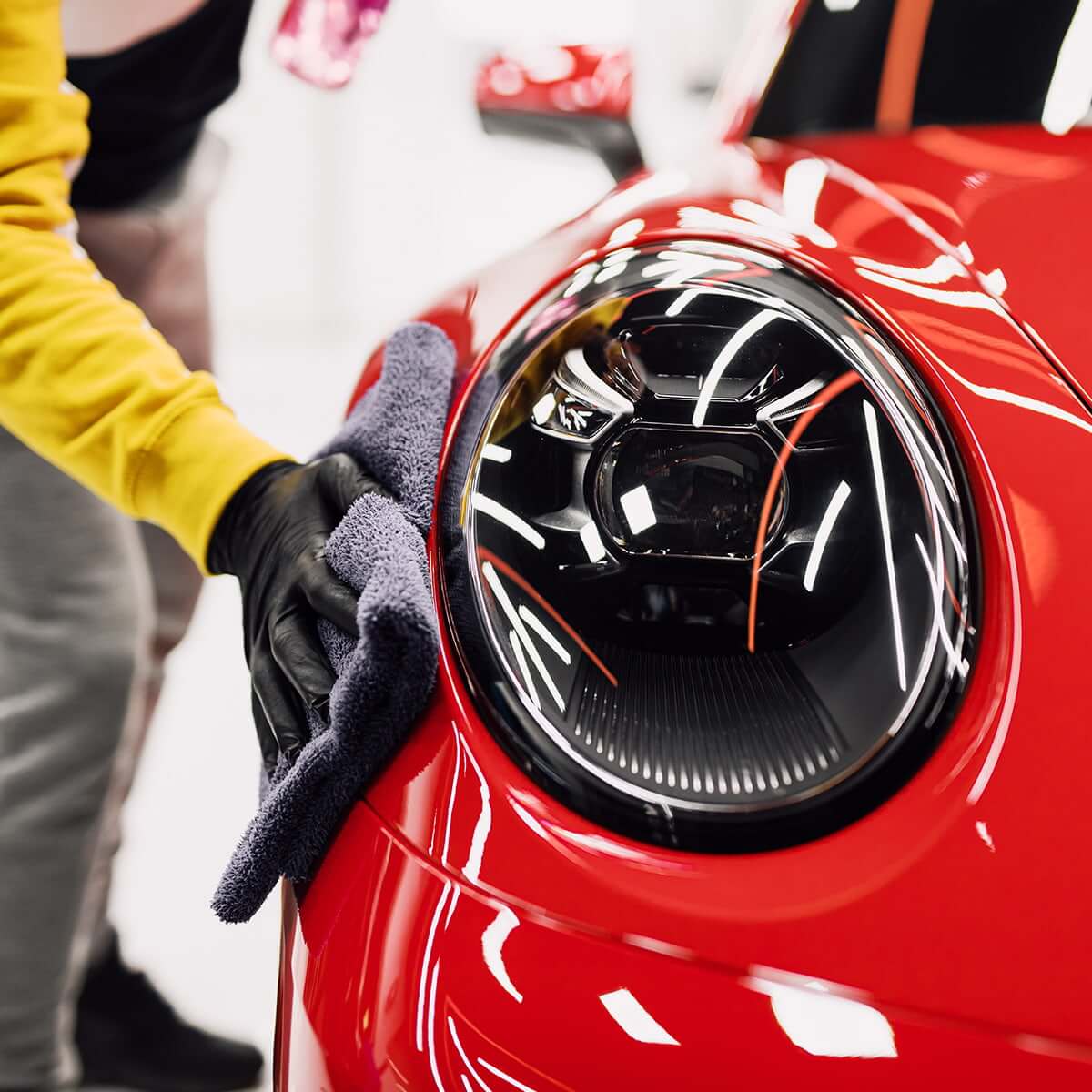Dashboard and panel cleaning